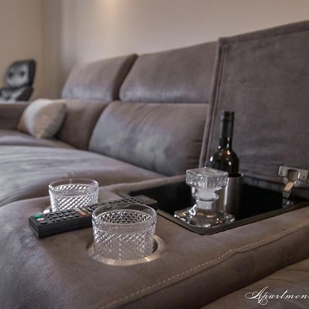 Apartmán Penthouse Leonarda With Private Parking Pula Exteriér fotografie