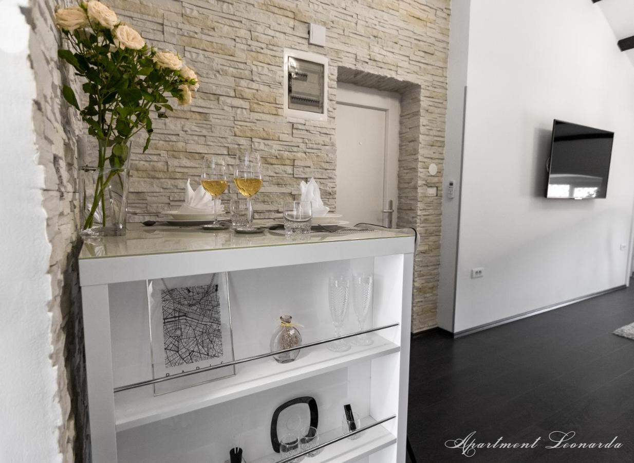 Apartmán Penthouse Leonarda With Private Parking Pula Exteriér fotografie