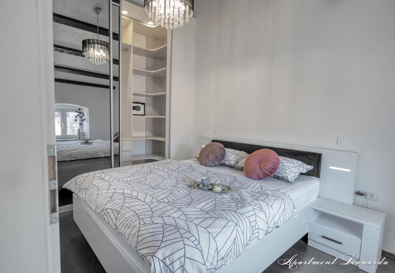 Apartmán Penthouse Leonarda With Private Parking Pula Exteriér fotografie